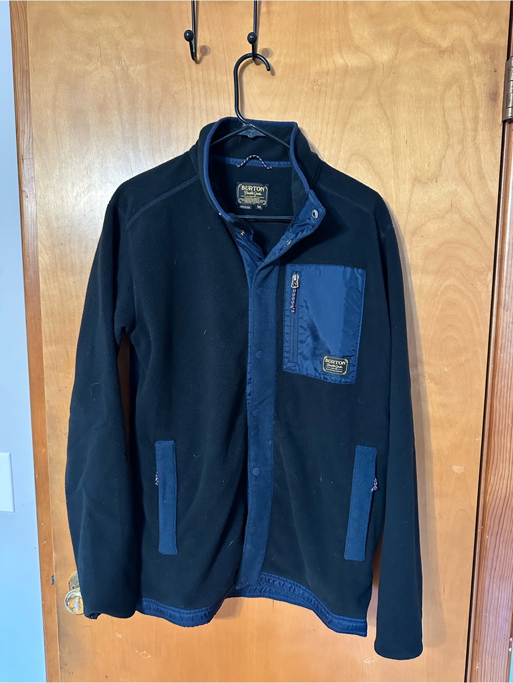 Burton snowboards fleece button up